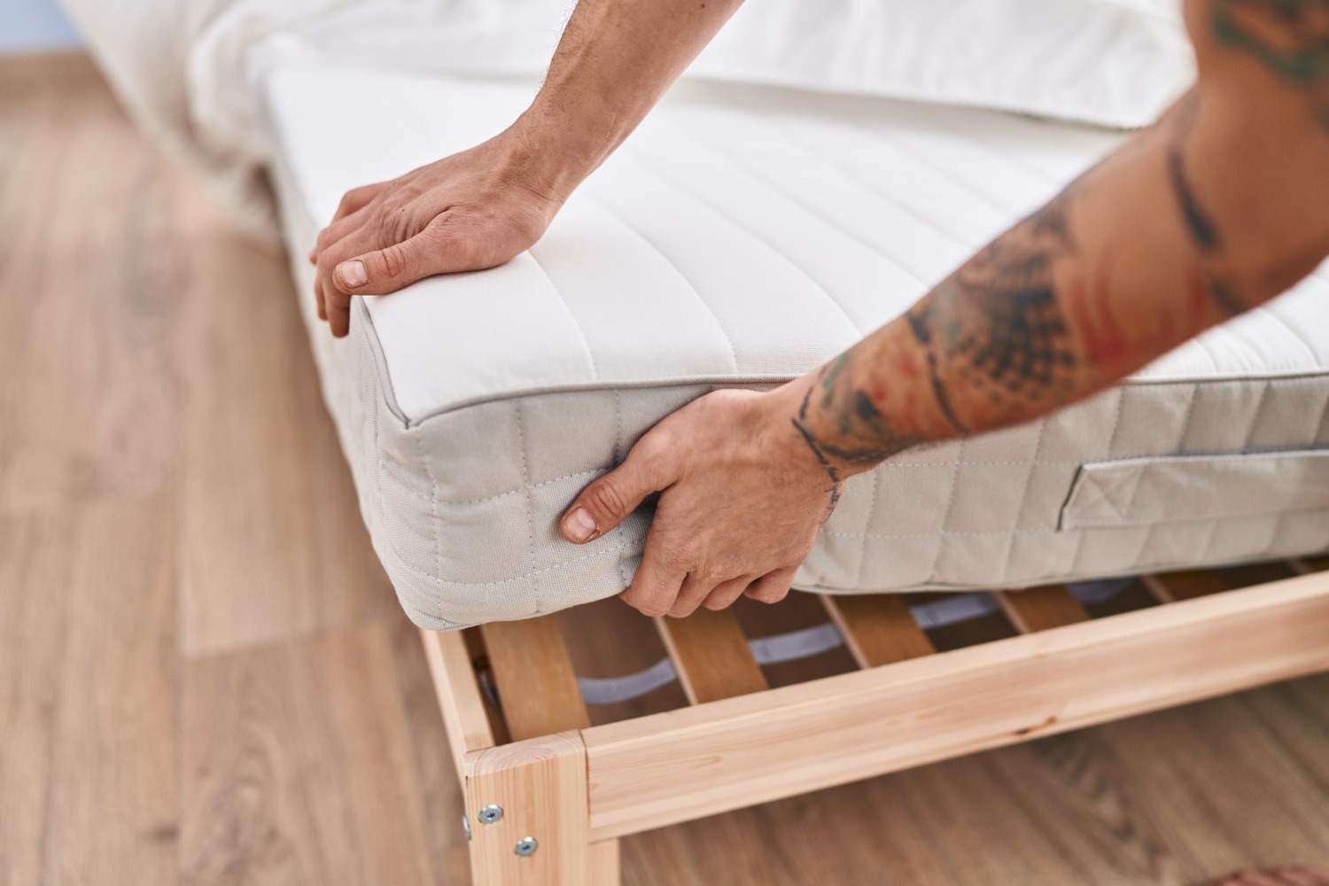 Materace piankowe 90×200, 140×200 czy 180×200 – który rozmiar sprawdzi się w Twojej sypialni?