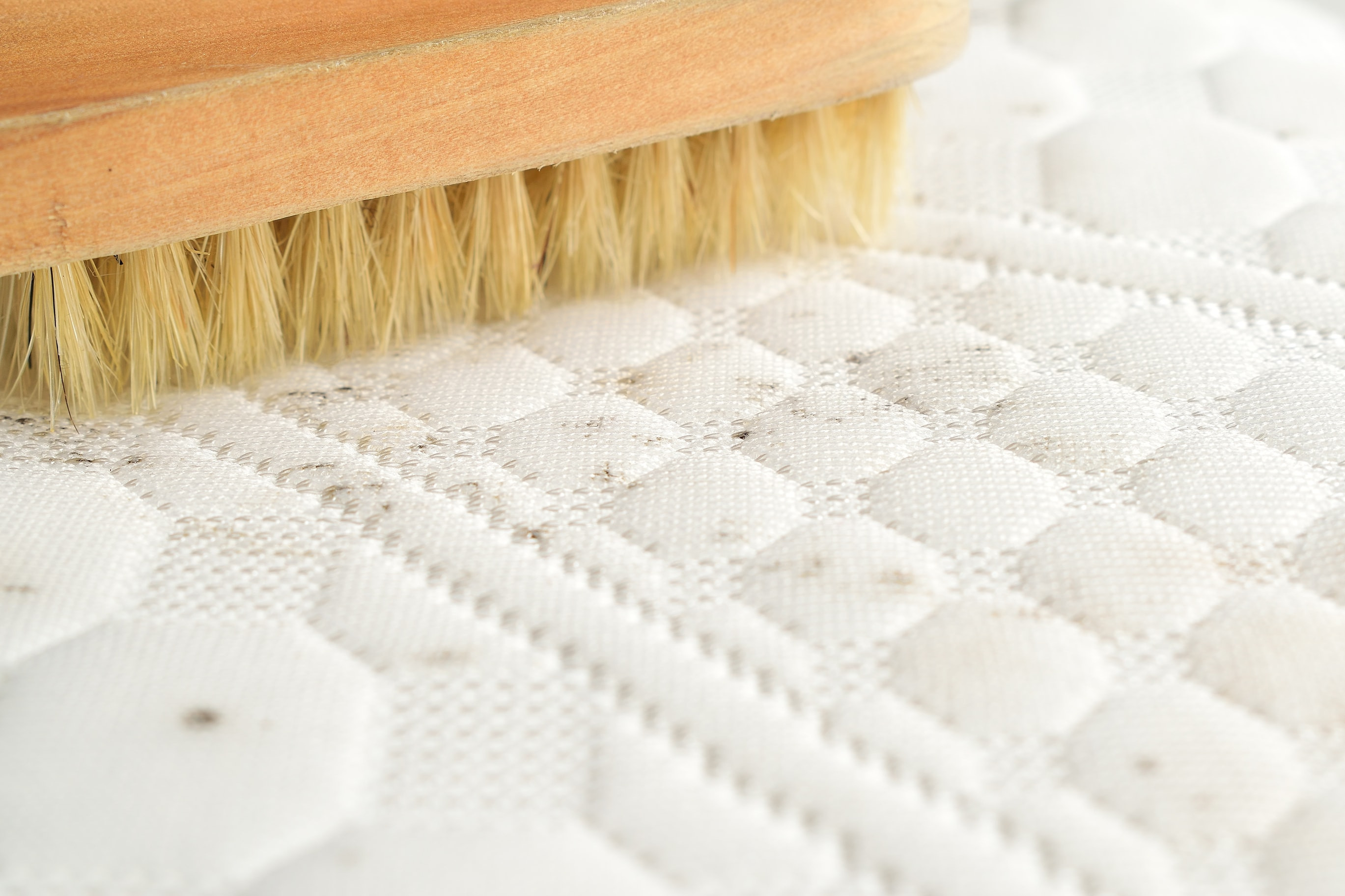 Jak dbać o materac i jak przeprowadzić czyszczenie materaca?
