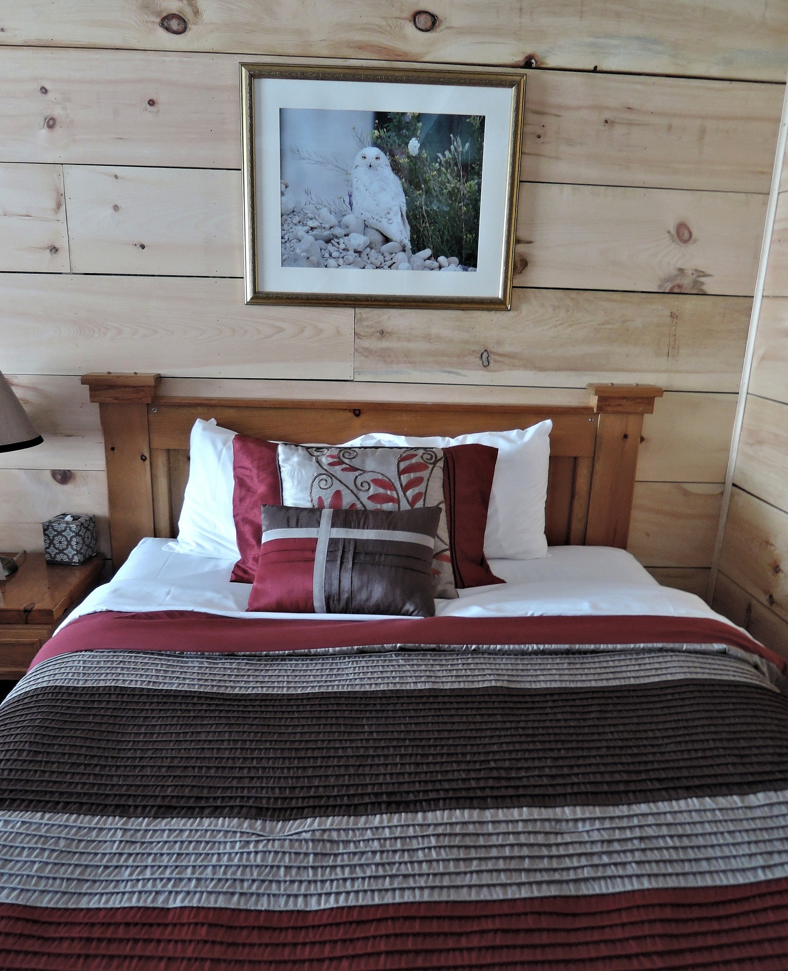 Łóżko drewniane - najlepsza inwestycja do Twojej sypialni! 